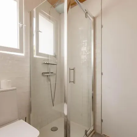 Studio With Direct Access To Lake Annecy Sevrier