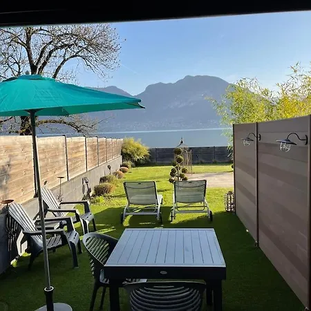 Studio With Direct Access To Lake Annecy * Sevrier